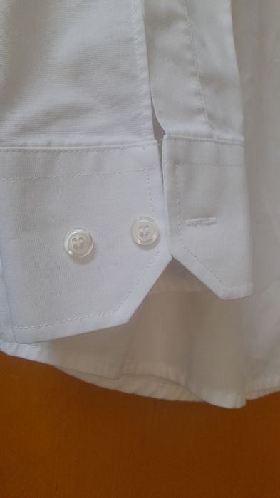 Camisa Privat Fit cor branco tamanho M - Semi-Nova