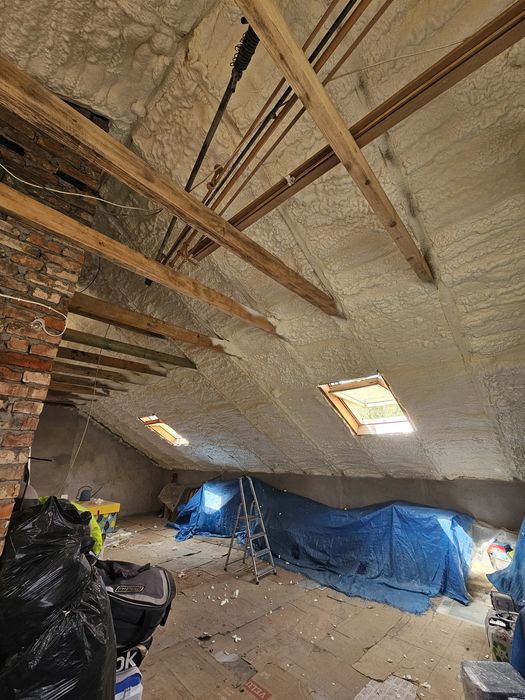 Утеплення Пінополіуретаном,Піною(ППУ)дахів,перекриття,каркасники,ангар