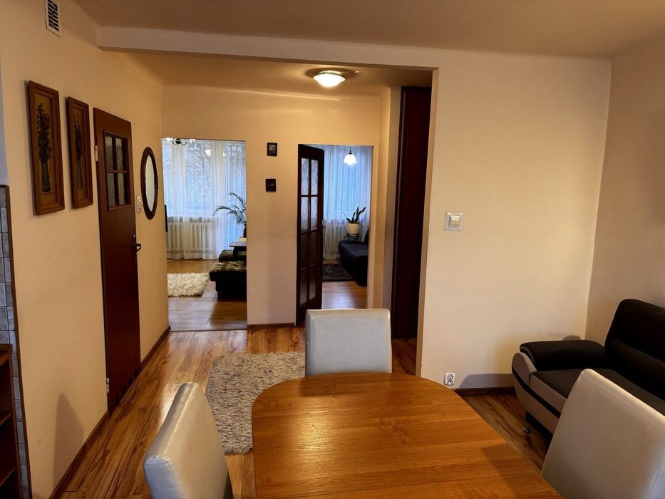 Najem 3 pokoje 55 m² | Balkon + miejsce parkingowe | Gotowe do zamieszkania