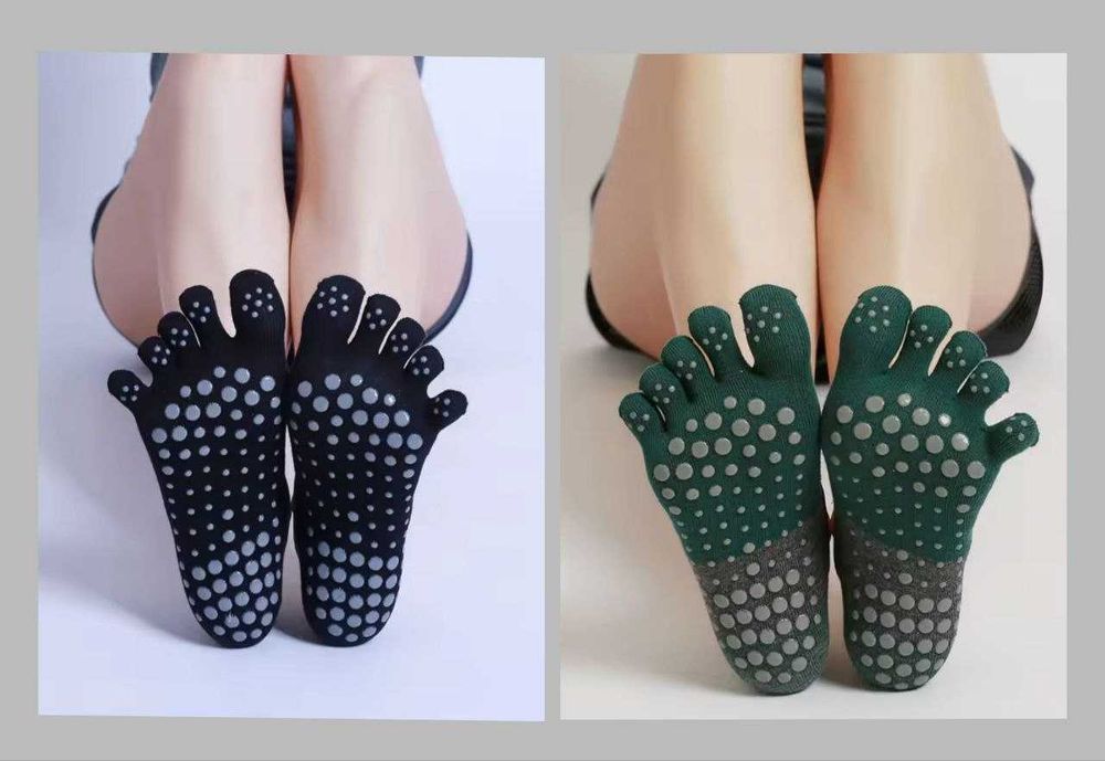 Шкарпетки для йоги