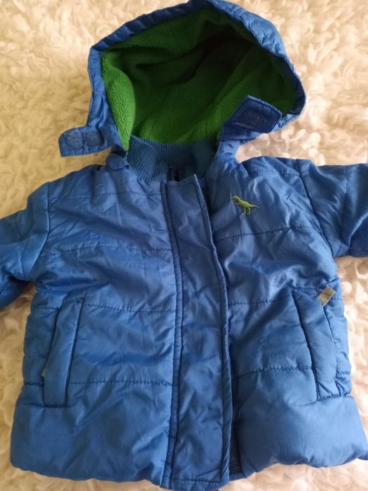 Fajna pikowana kurtka roz.68