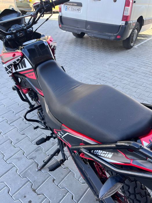 Мотоцикл Loncin LX200