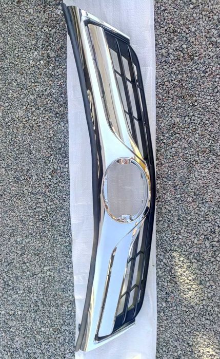 Решётка радиатора Toyota Camry 50 USA LE решетка Камри 50 ЛЕ 2011-2014