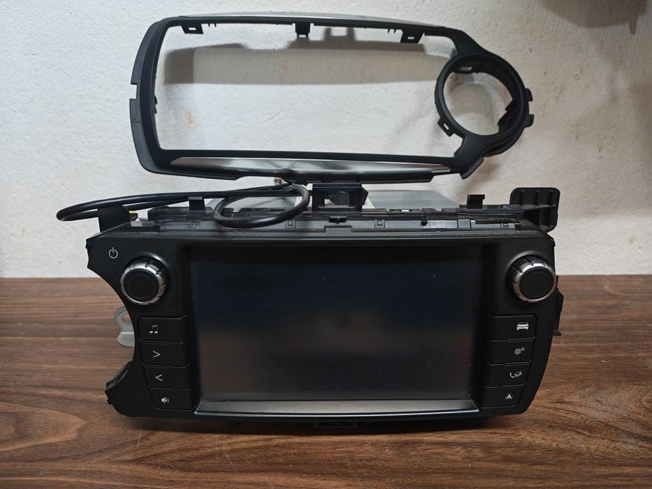 Radio Toyota Yaris III Fabryczne