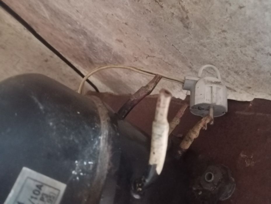 Продам компрессор для холодильника