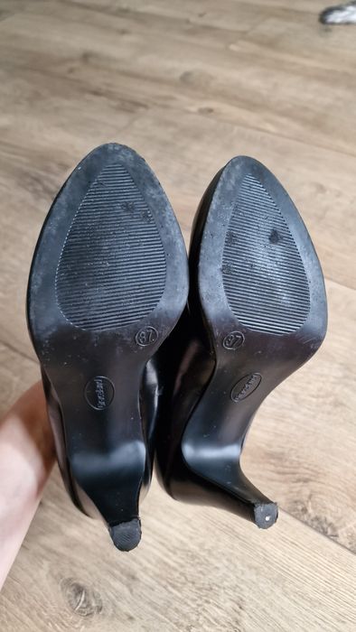 Szpilki buty czarne eleganckie