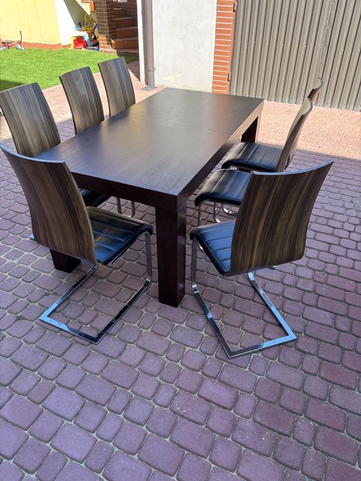 Drewniany duzy stol roskladany