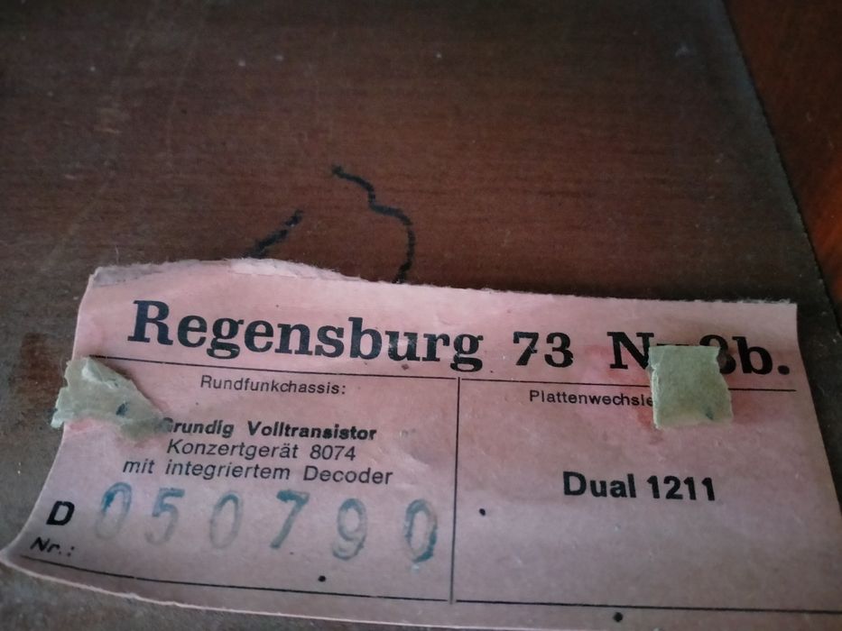 Radio z gramofonów zabytkowe, Grundig Regensburg