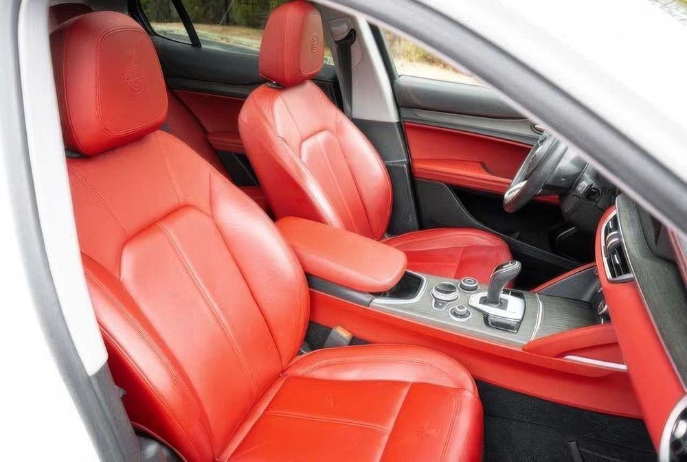 Alfa Romeo Stelvio Veloce      2022