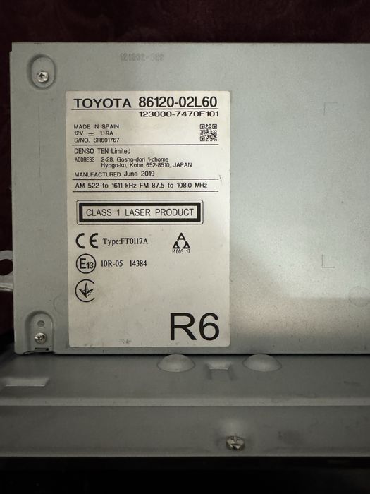 Продам автомагнитолу Toyota