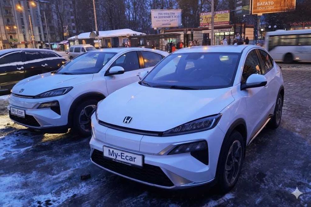 Оренда прокат авто автомобіля каршеринг електромобіля