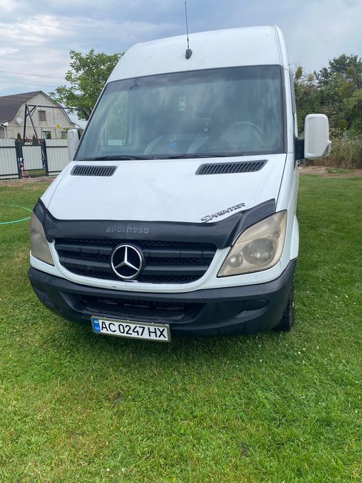 Автомобіль SPRINTER