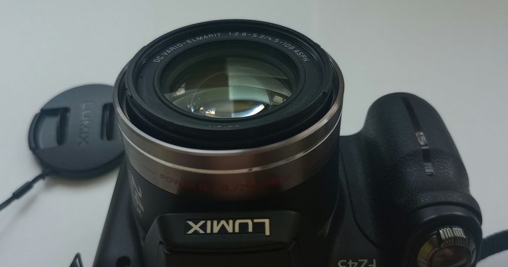 Фотоапарат Panasonic Lumix DMC-FZ45
