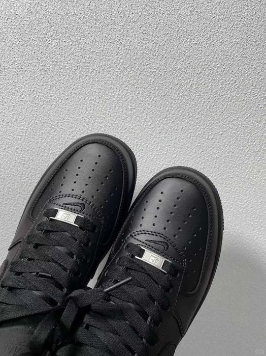Nike Air Force 1 Supreme R. 41