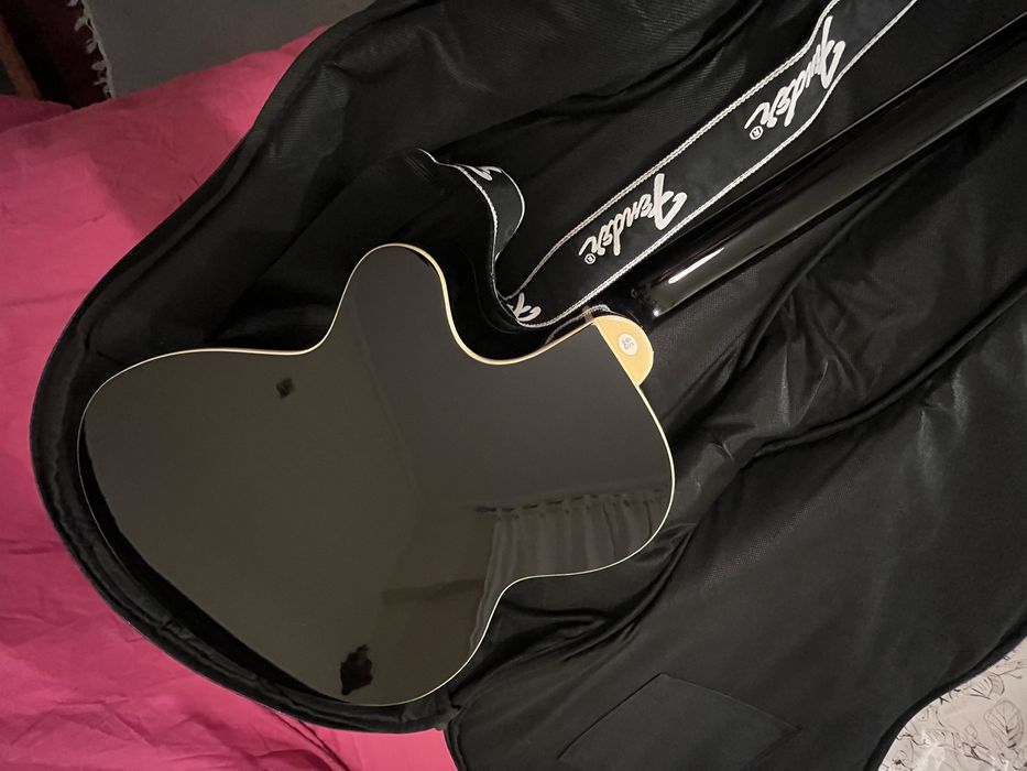 Guitarra Electr-Acust FENDER  STAG c/ estojo completamente NOVA