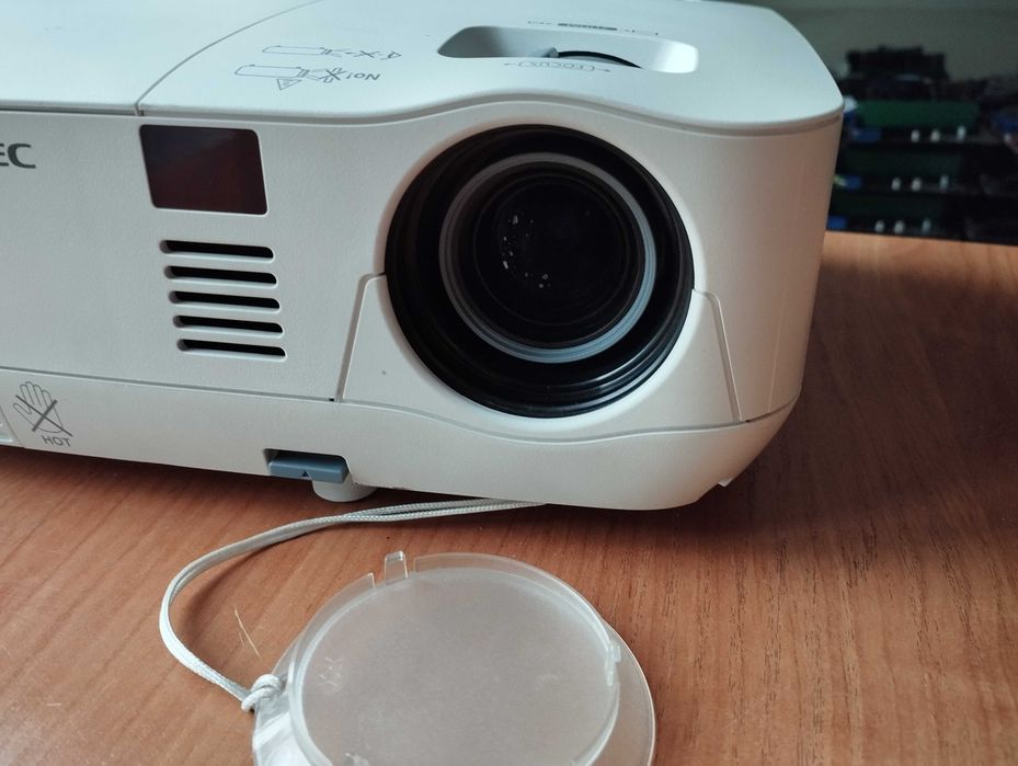 Projektor NEC NP-V260XG