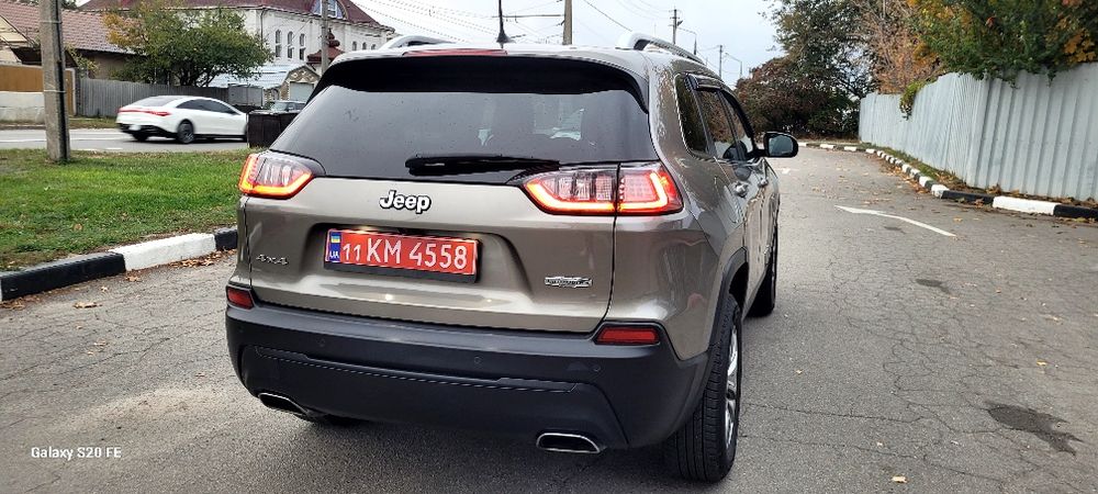 Jeep Cherokee Latitude Lux 2021 3.2 AWD