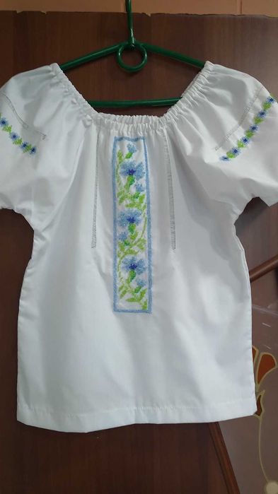 Вишиванки для дівчинки, весільний рушник
