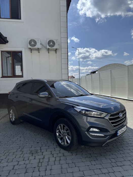 Hyundai tucson 2016