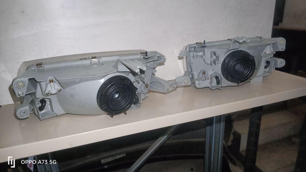 Farol Mazda 323 ótica nova óptica 1994