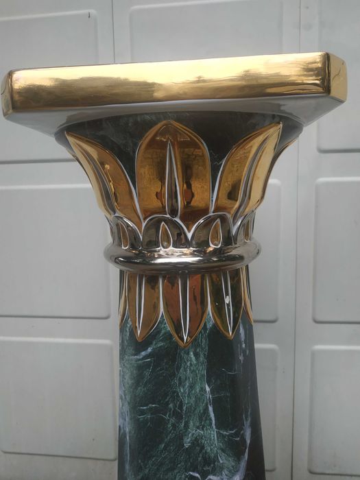 Ogromna kolumna ceramiczna złocona