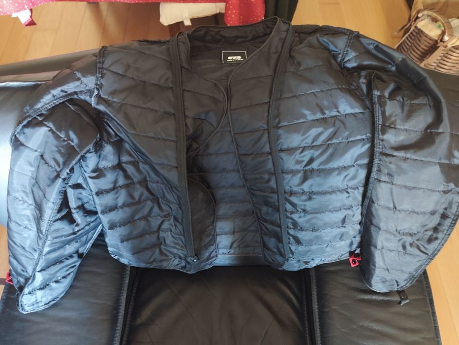 Jaqueta OXFORD Metro 2.0 - Como novo! Tamanho XL.