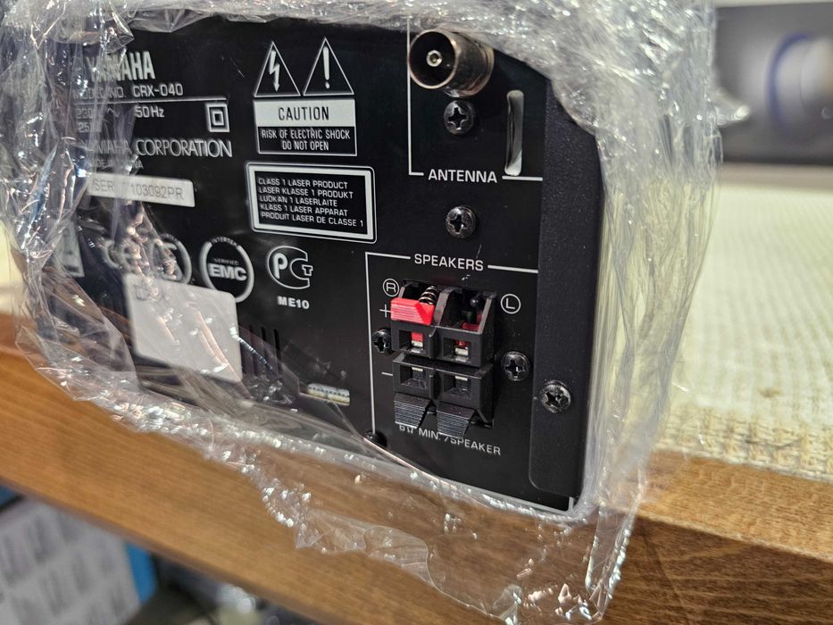 Hi-Fi система Yamaha MCR-040 USB, Audio CD, MP3 CD та WMA CD