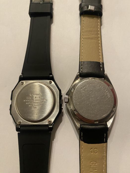 Conjunto de dois relógios, Casio Alarm Chronograph & Tiger