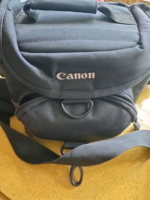 Máquina fotográfica Canon EOS 100