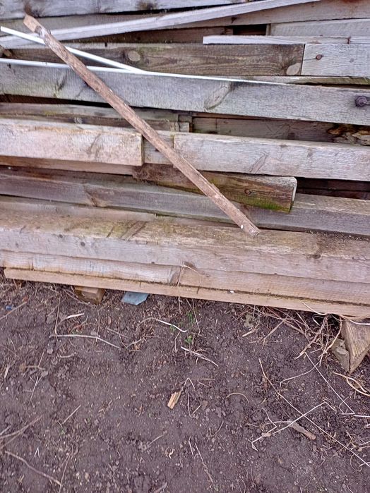 Krokwie,belki,kantówki,deski,okna,wełna,styropian