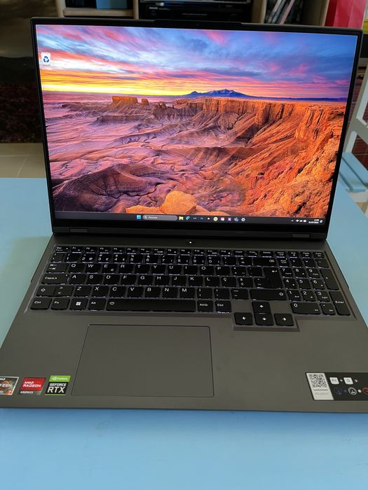 Lenovo Legion 5 Pro - RTX 3070/Ryzen 7/16GB RAM/ 1TB SSD