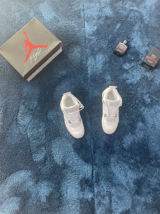 Sprzedaz butow jordan 4
