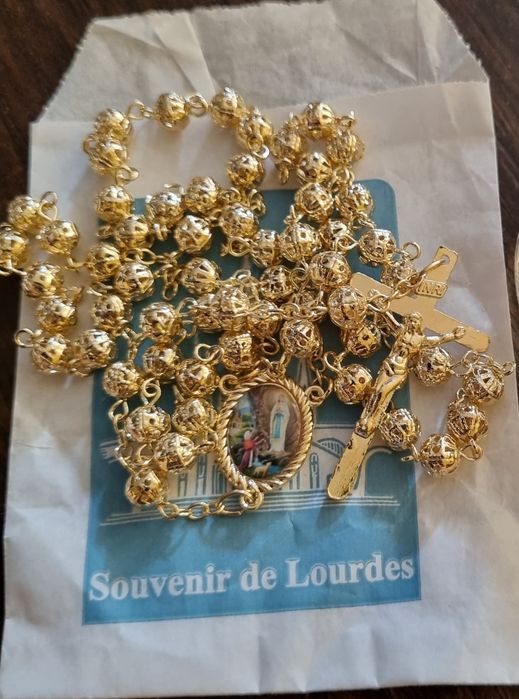 Różaniec z Lourdes przepiękny delikatny Olsztyn • OLX.pl