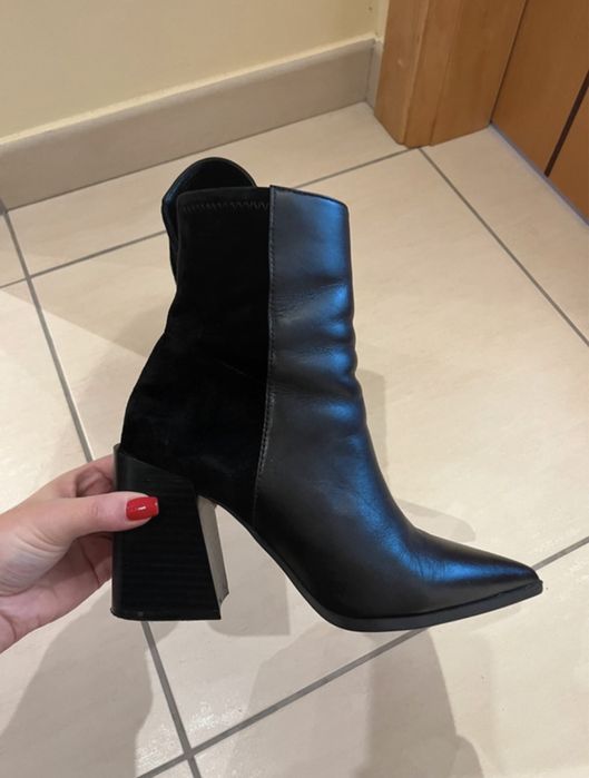 Botins em pele Aldo