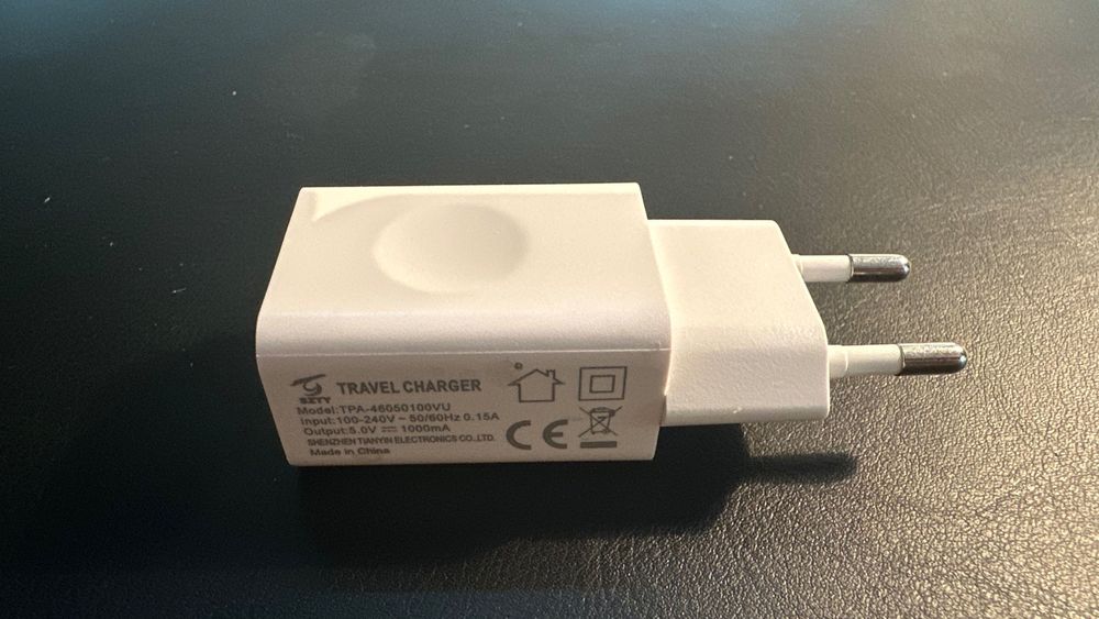 Ładowarka sieciowa USB 5V – uniwersalna, kompaktowa