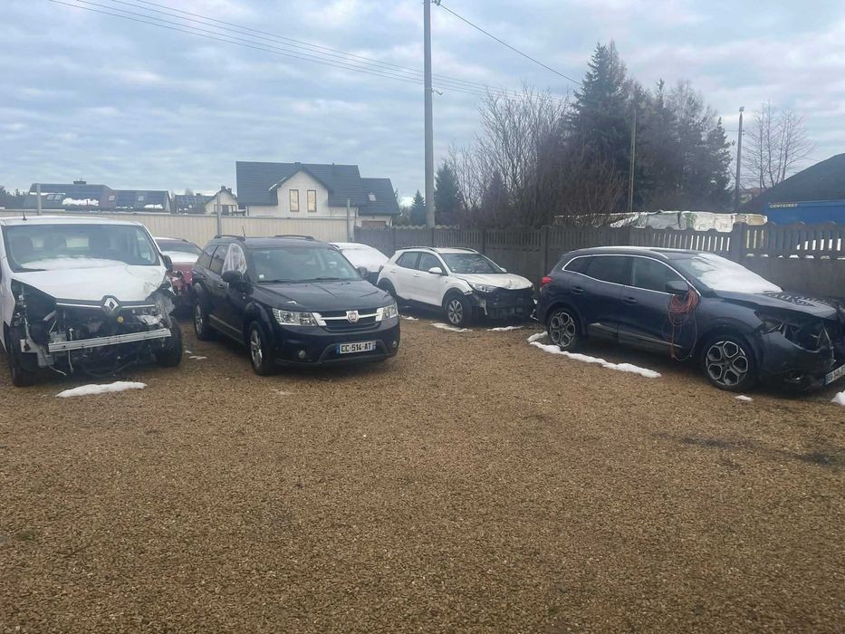 Wynajmę działkę (plac)pod parking lub skład możliwośc z biurem