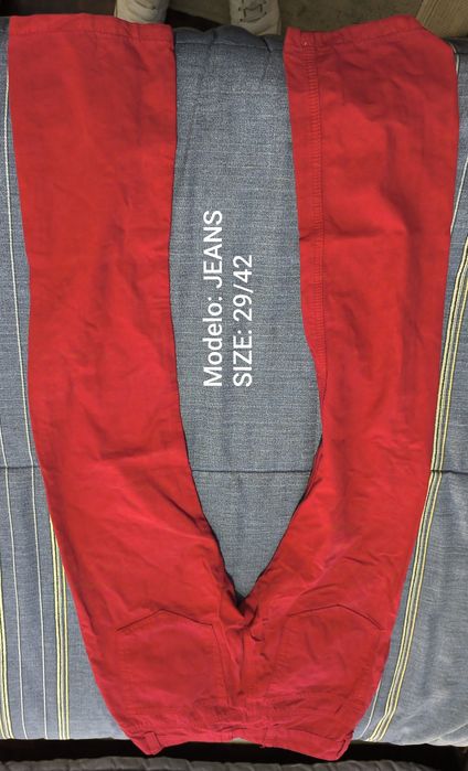 Calças semi usadas