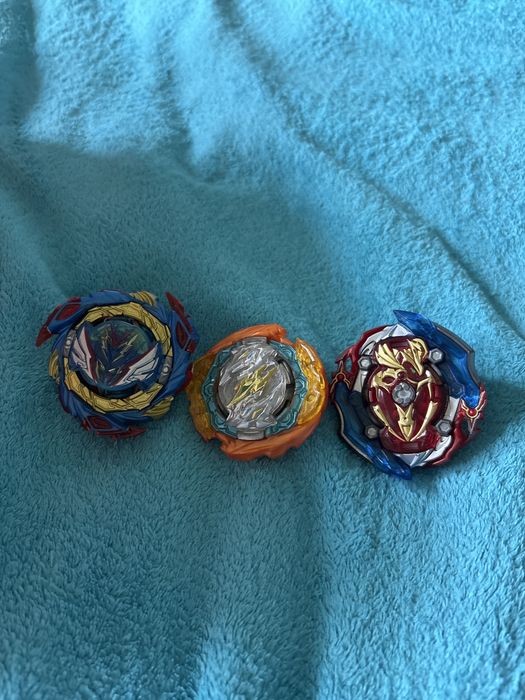 Дитячи іграшки бейблейд