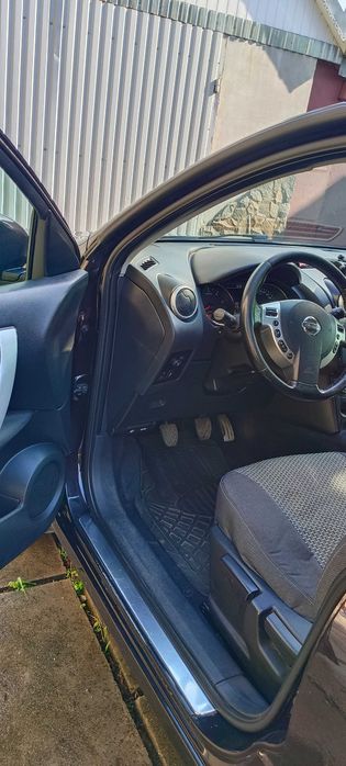 Продати автомобіль