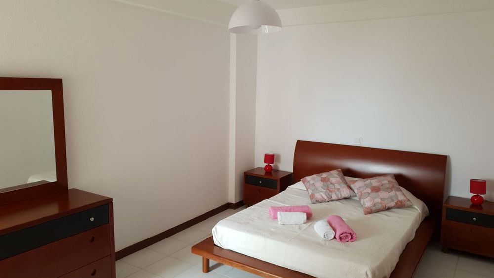 Apartamento T2 na 1a linha da Praia da Rocha em Portimão