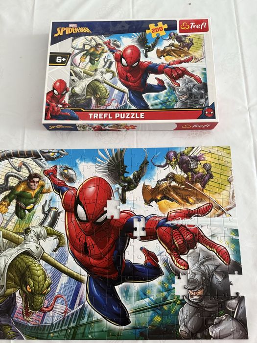 Trefl puzzle Spiderman
