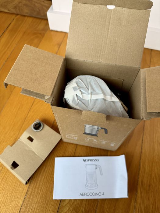 NOVO Nespresso Aeroccino 4 - Batedor de Leite NUNCA USADO (com caixa)