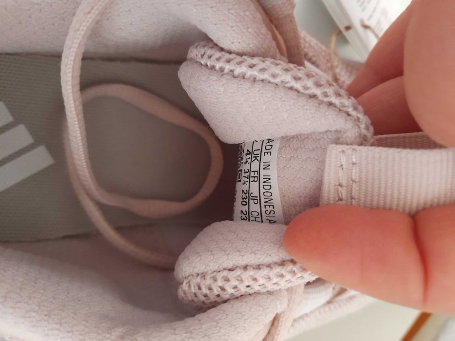 Sapatilhas adidas tam 37 1/3