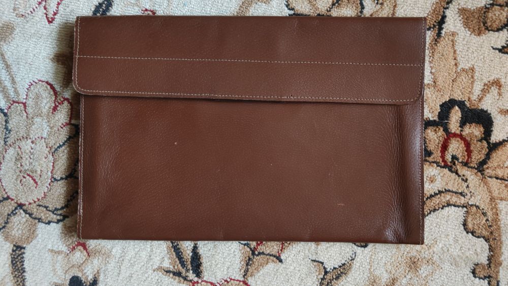 Skórzana ciemno brązowa aktówka