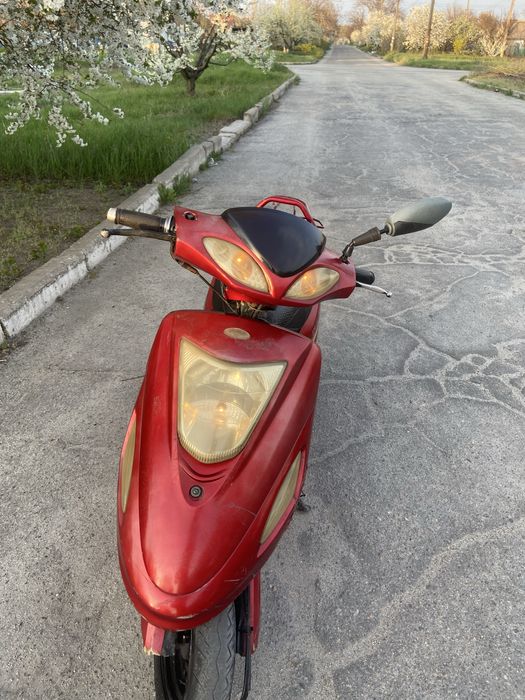 Продам скутер на ходу
