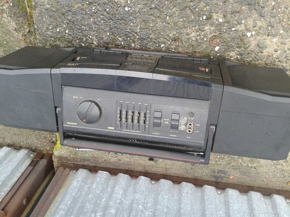adiomagnetofon jvc pc v77g