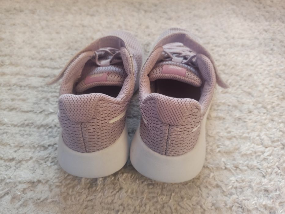 Buty Nike dla dziewczynki