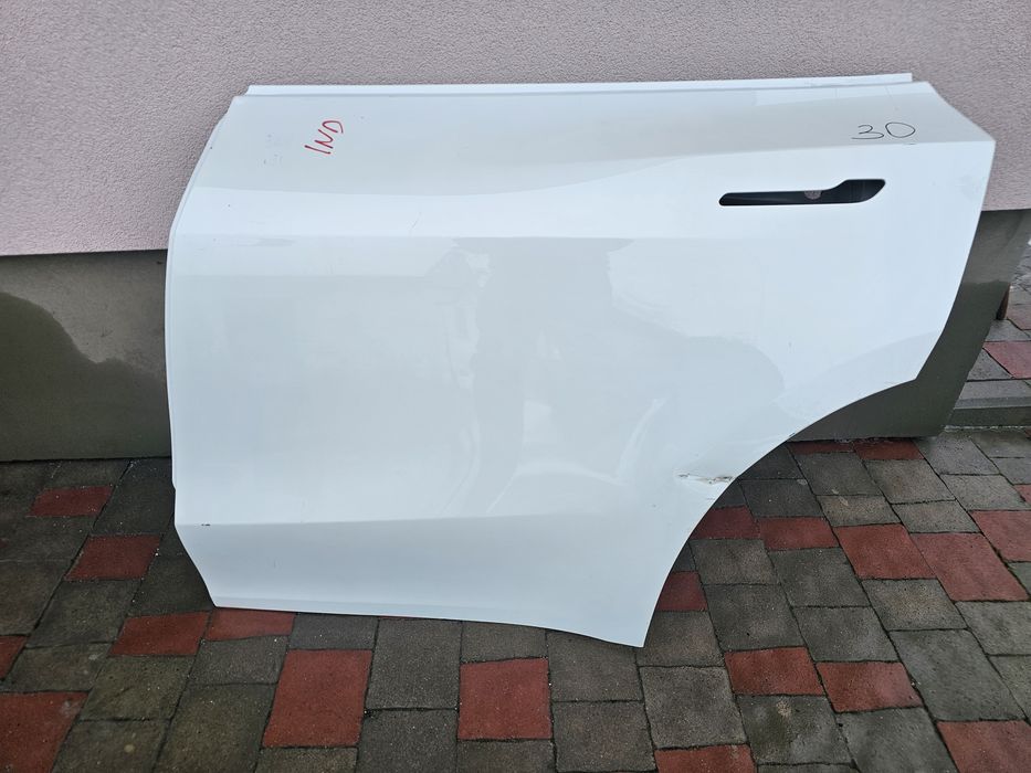 Tesla Model Y Двері задні ліві Оригінал Б/у Розборка Запчастини