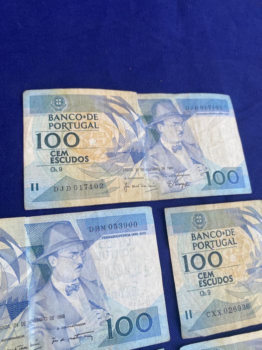 7 Notas de 100 escudos
