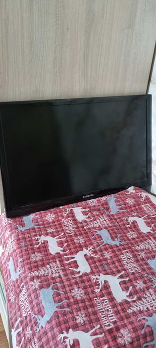 Телевизор 26 диагональ Samsung